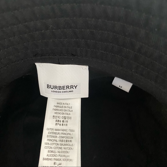 Authentic Burberry bucket hat - Picture 3 of 3